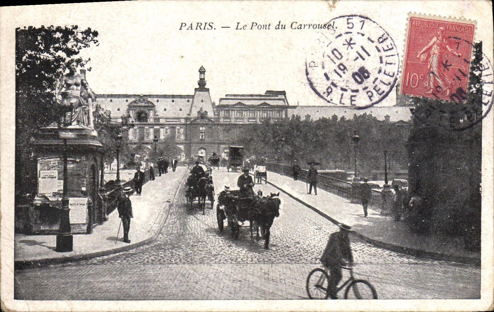 CPA Paris Le Pont du Carrousel