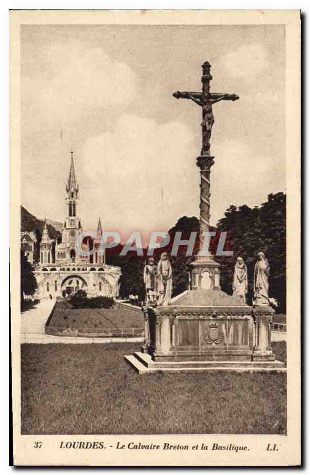 CPA Lourdes Le Calvaire Breton et la Basilique