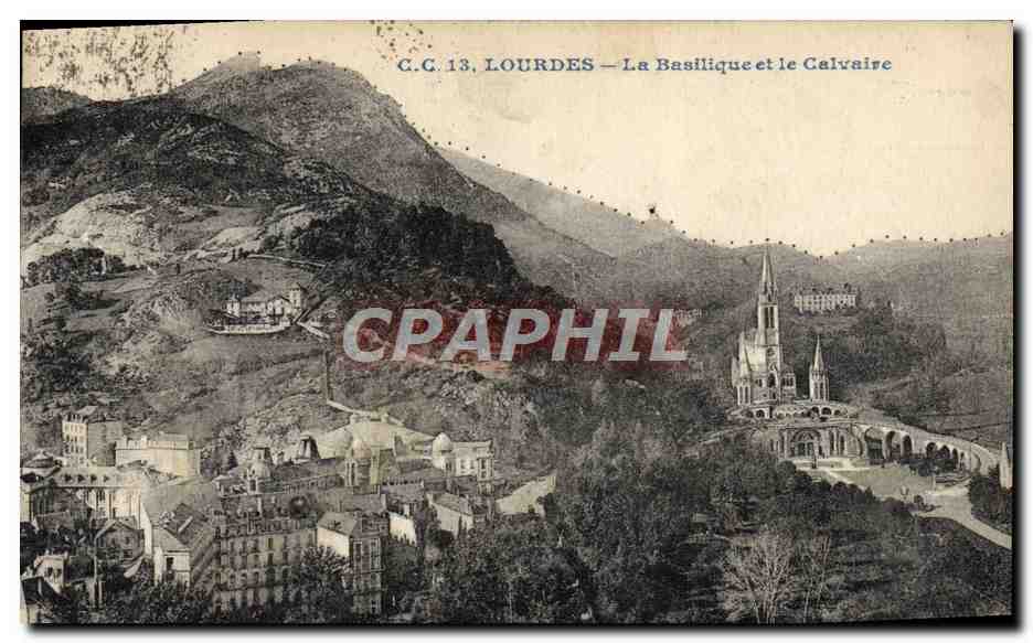 CPA Lourdes La Basilique et le Calvaire