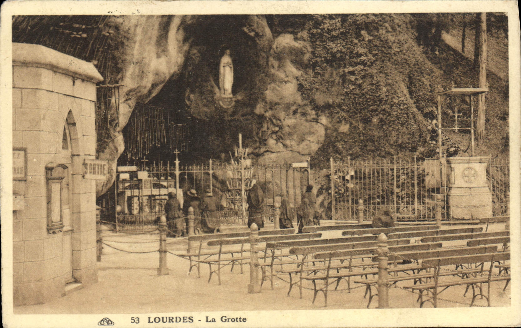 CPA Lourdes La Grotte