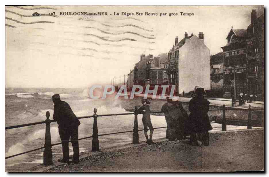 BOULOGNE-sur-MER - La Digue Ste Beuve par gros Temps — n° 107