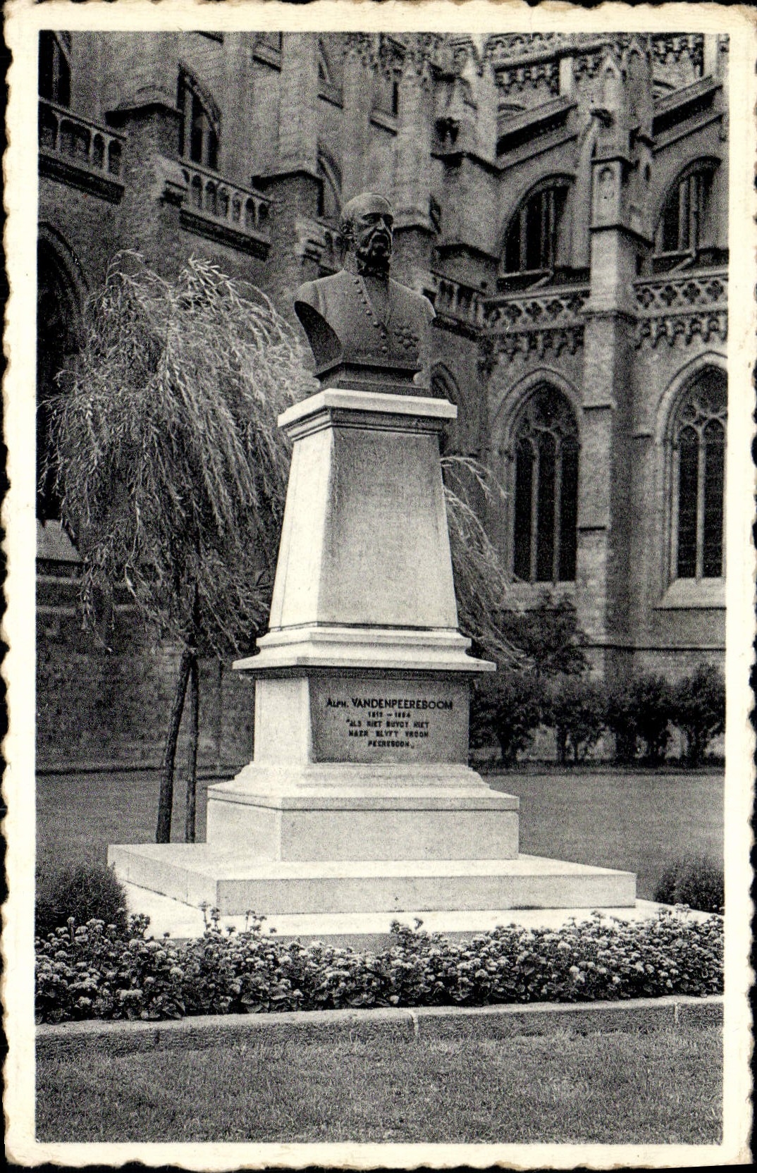 CPA leper Standbeeld Ypres Monument Vandenpeereboom