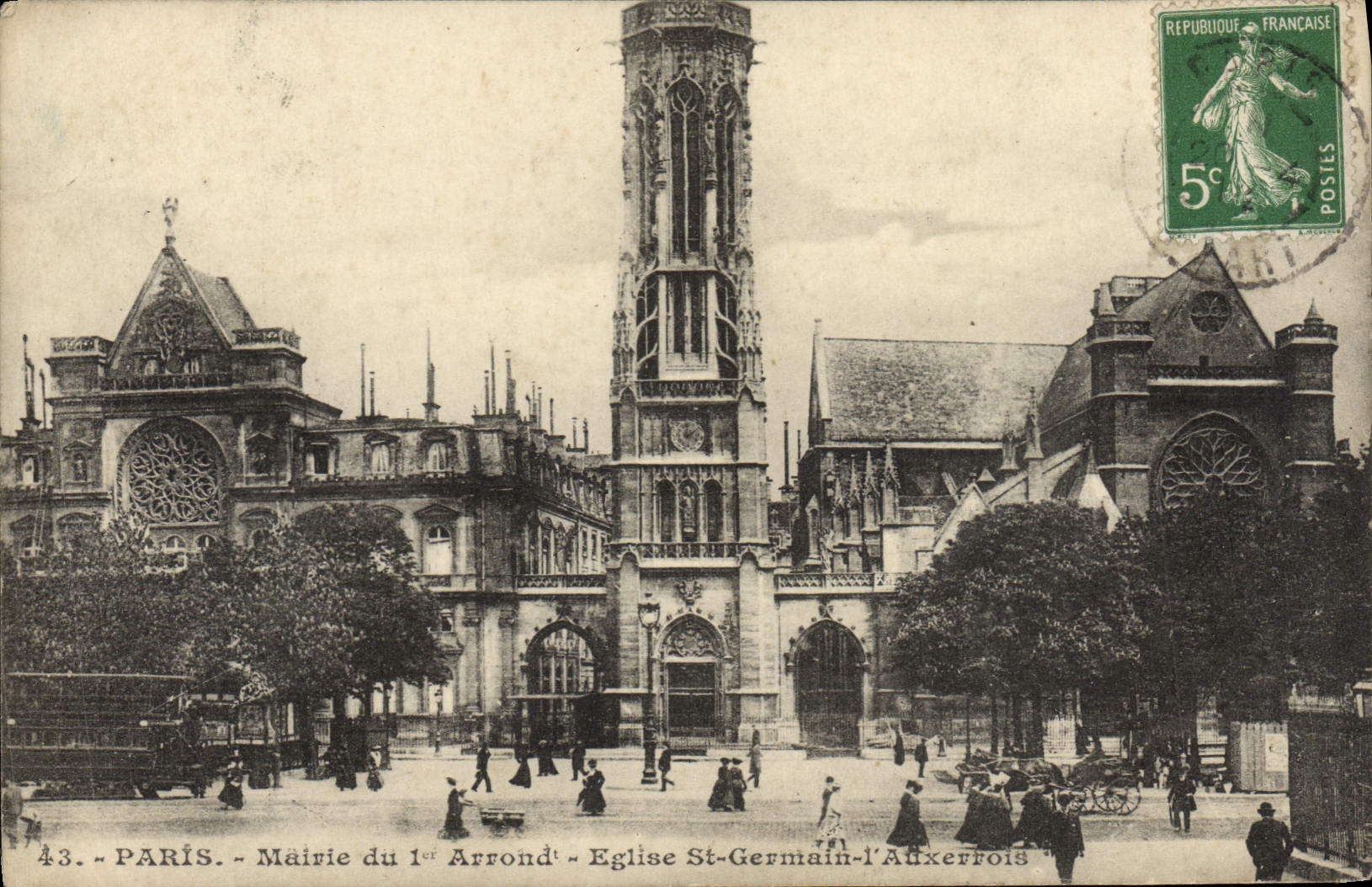CPA Paris Mairie du 1er Arrond Eglise St Germain l'Auxerrois 