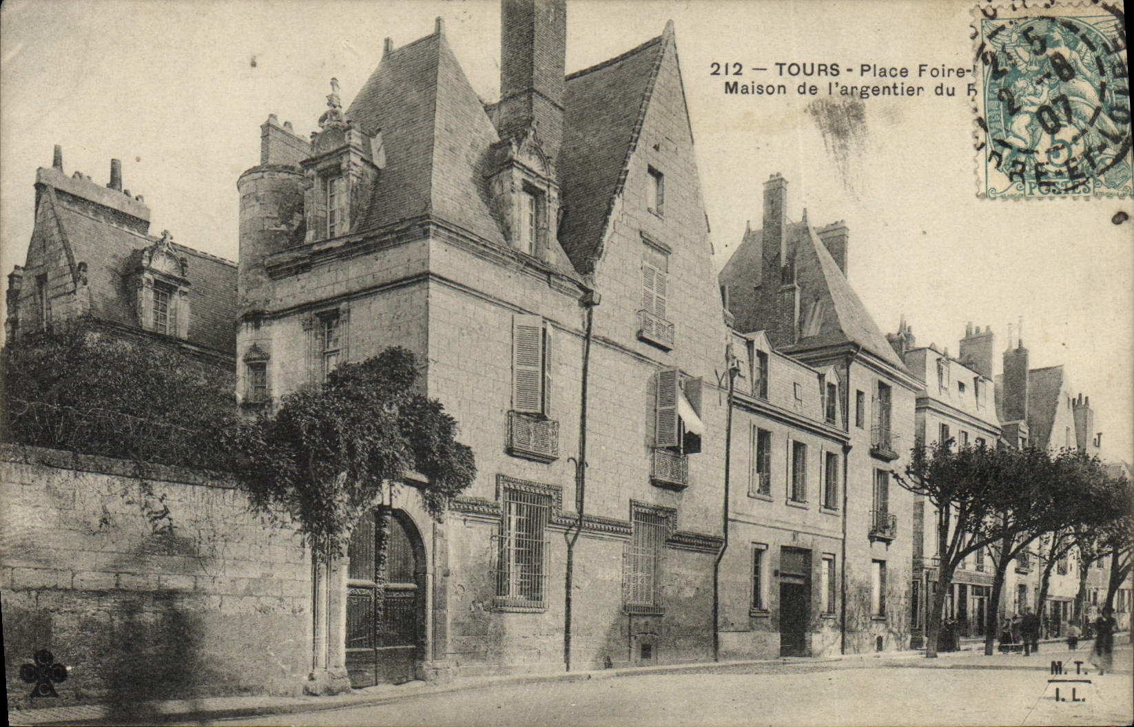 CPA Tours Place Foire Maison de l'argentier