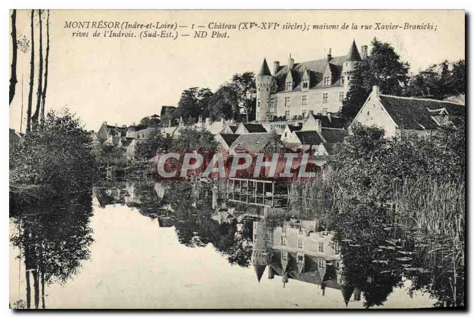 Montrésor (Indre-et-Loire) — Château (XVe-XVIe siècles); maisons de la rue Xavier-Branicki; rives de l'Indrois. — ND Phot.