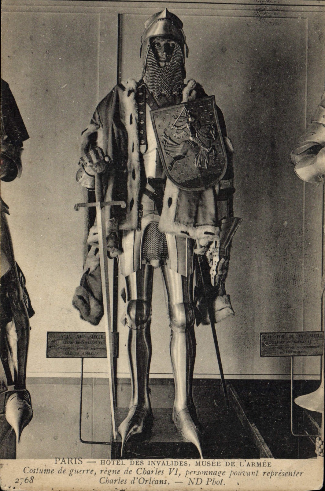 CPA Paris Hotel Des Invalides Musee De L'Armee Costume de guerre Regne de Charles VI Charles d'Orleans 