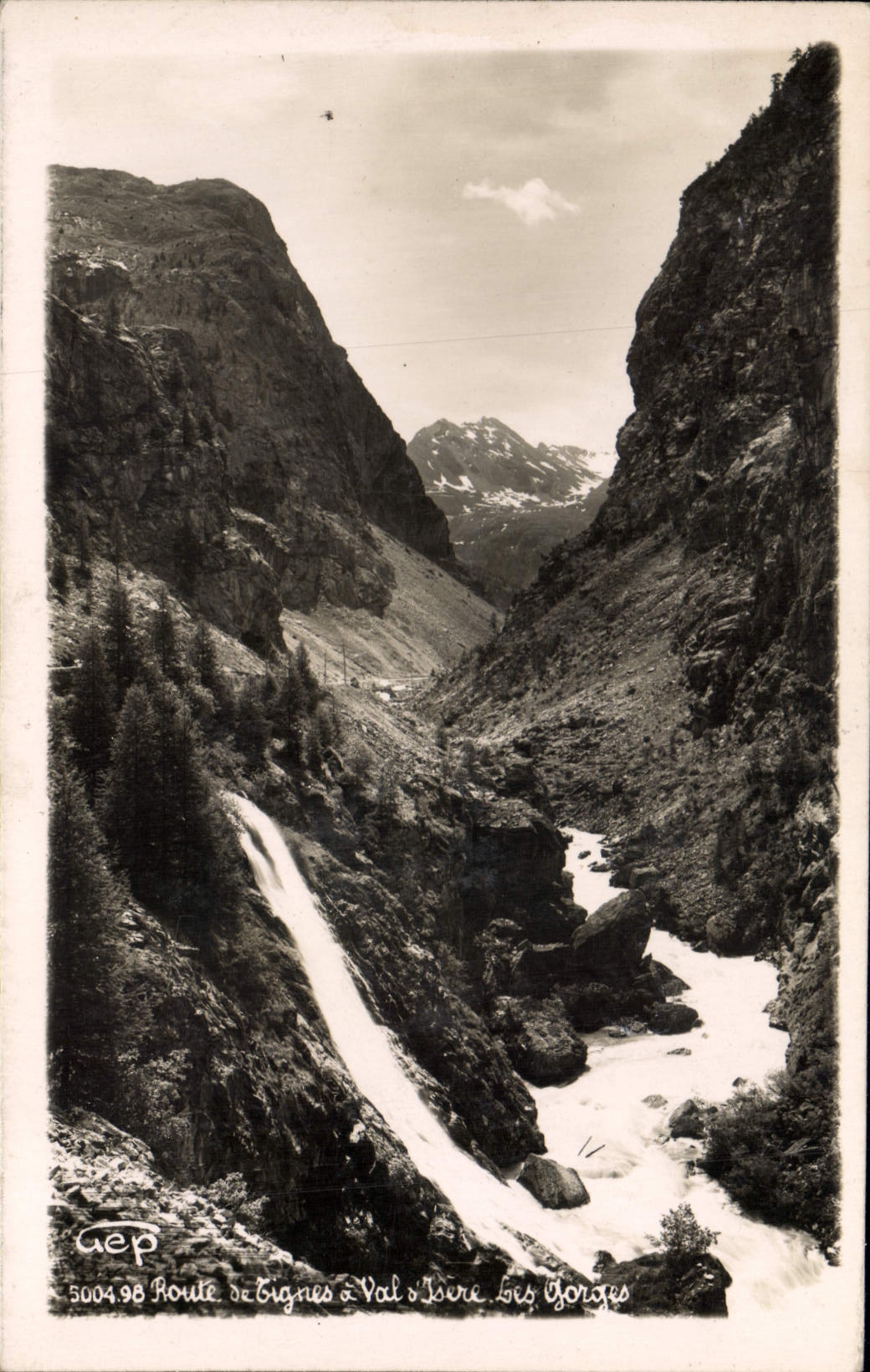 CPA Route De Tignes A Val d'Isere Les gorges