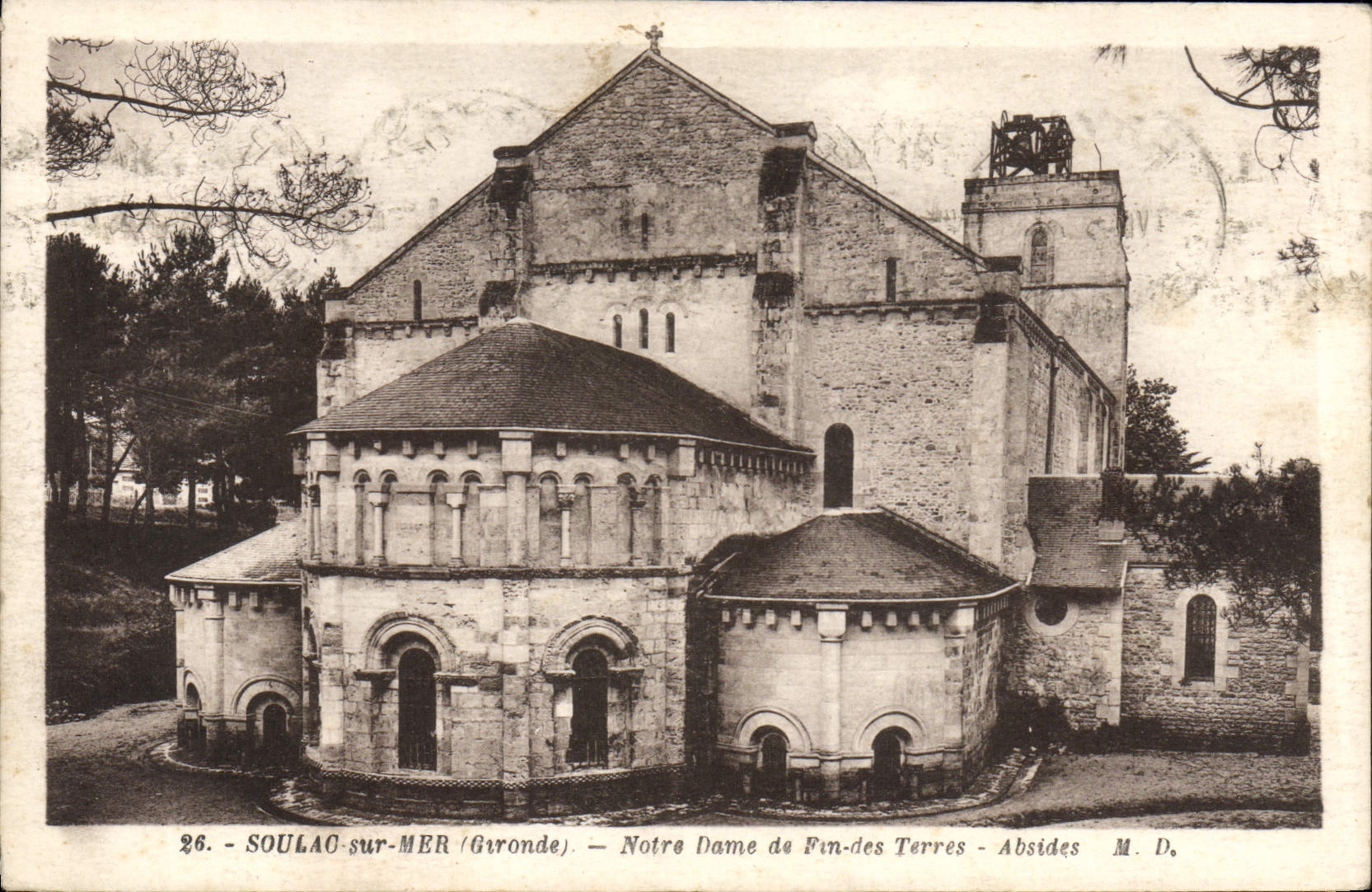 Soulac-sur-Mer (Gironde) — Notre Dame de Fin-des Terres — Absides — M. D.