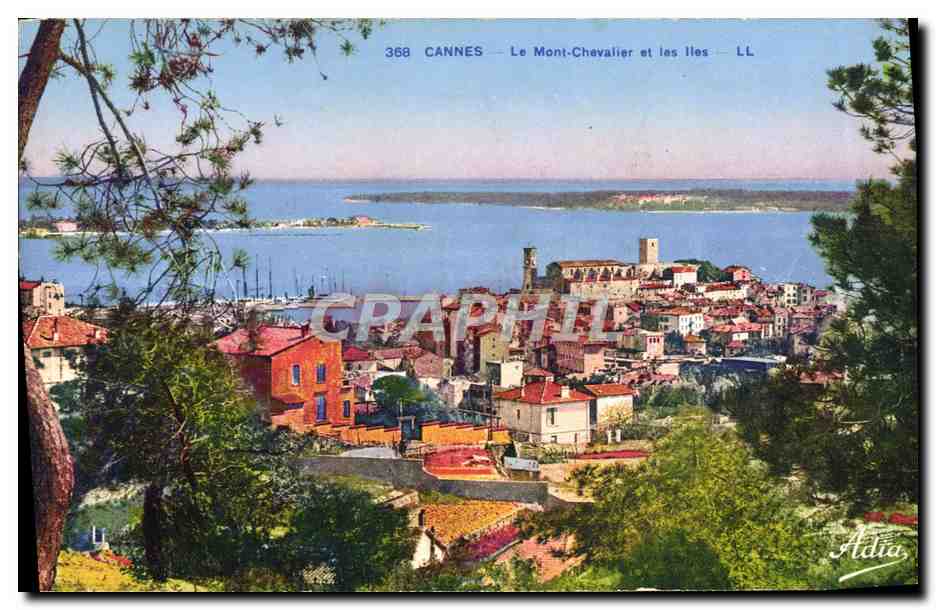 CPA Cannes Le Mont Chevalier et les Iles