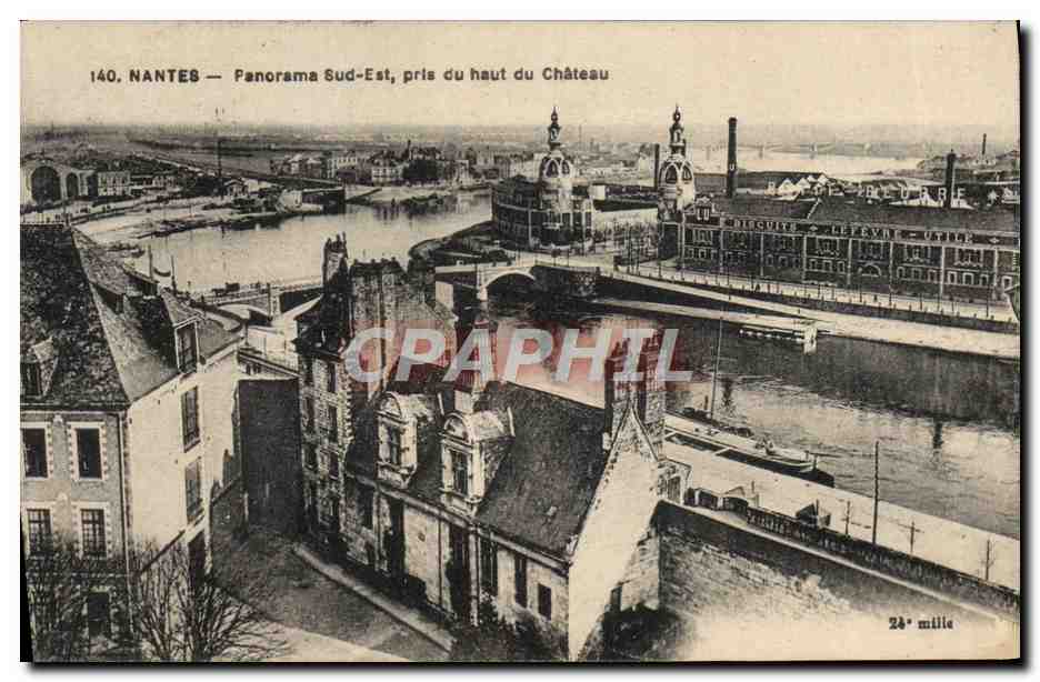 CPA Nantes Panorama Sud Est Pris du Haut du Chateau Biscuits Lefevre 
