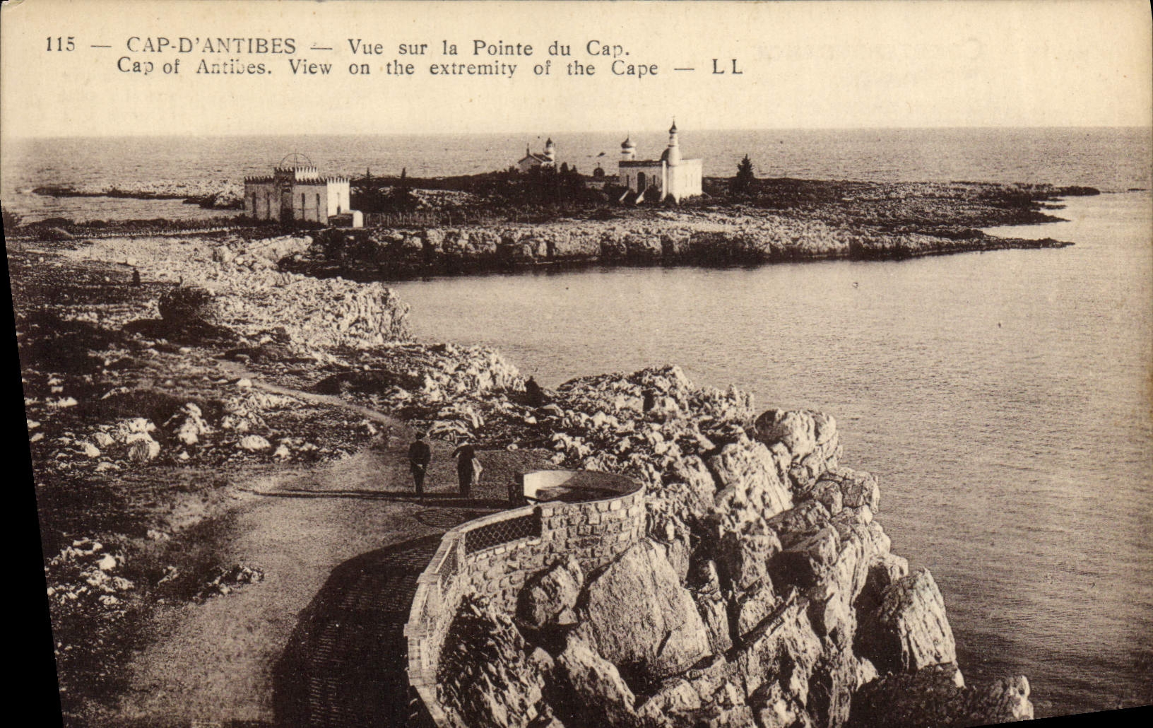CPA Cap D'Antiber Vue Sur la Pointe du Cap