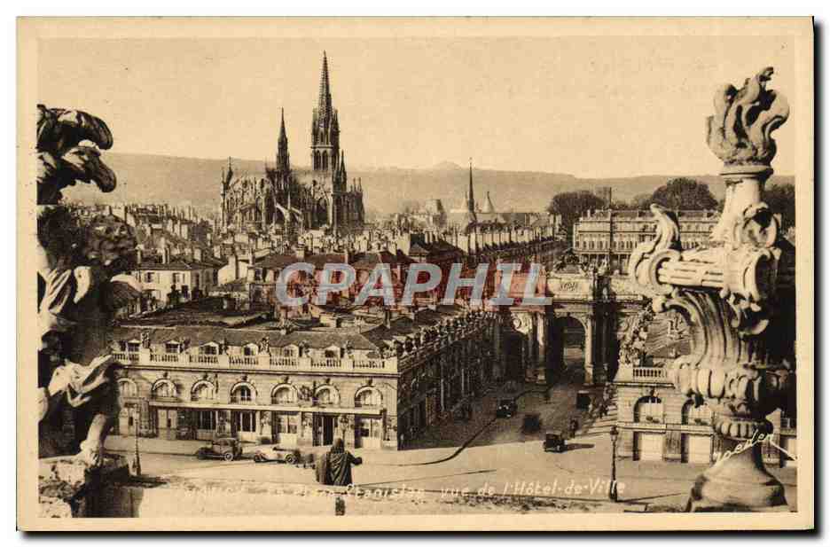 CPA Nancy La place Stanislas vue de l'hotel de ville