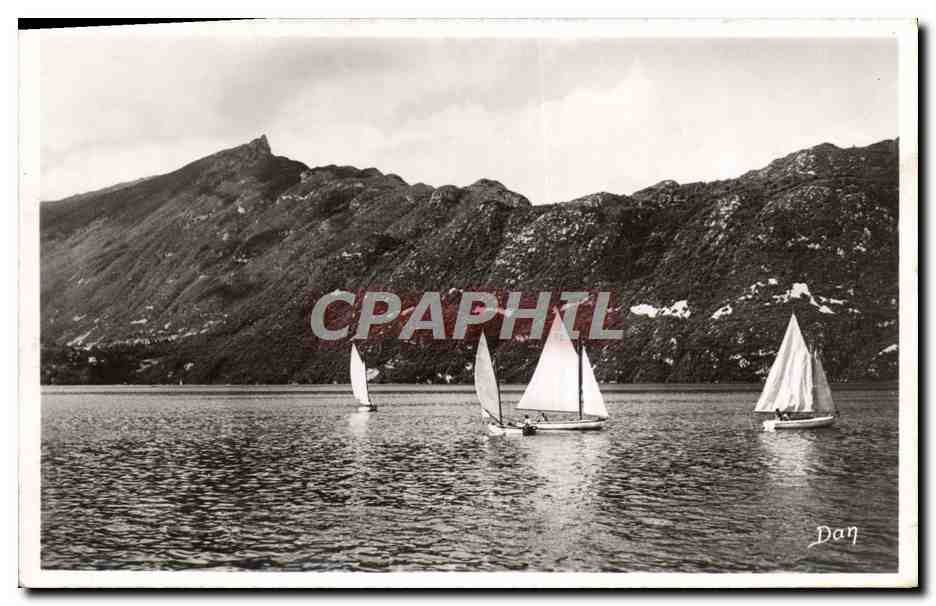 CPM Aix Les Bains Le lac Dent du chat