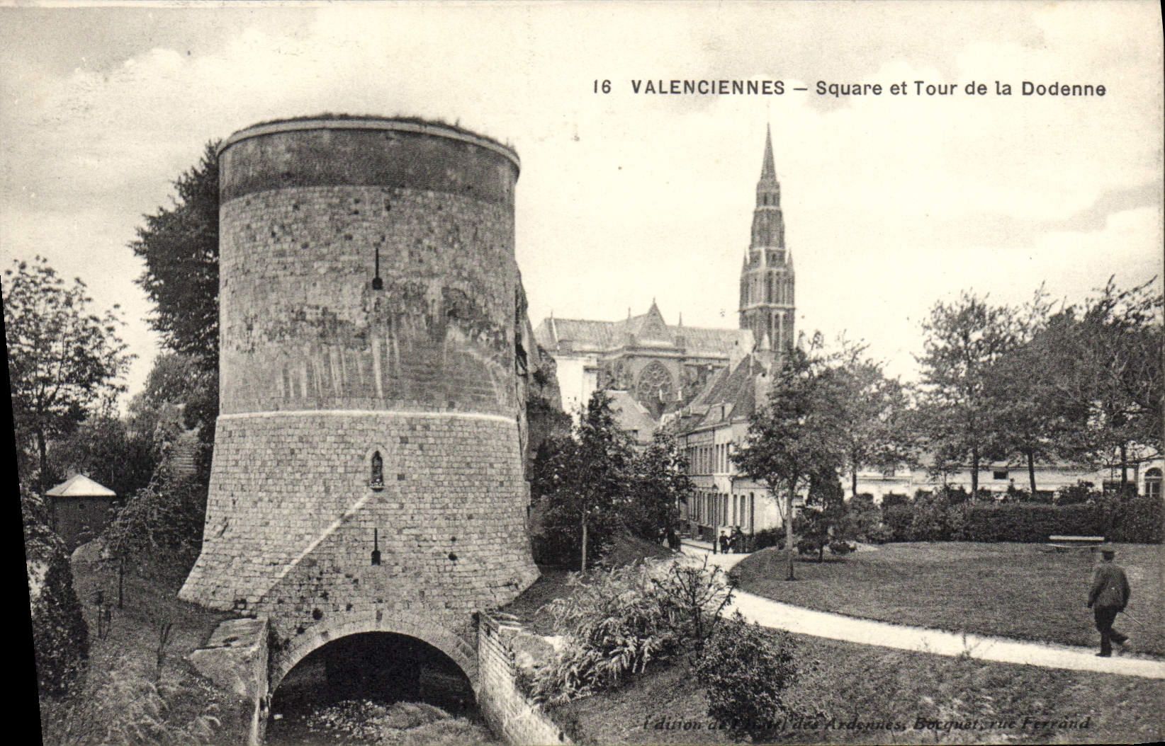 Valenciennes — Platz und Tour de la Dodenne — Edition de Valenciennes, Bouquart, rue Ferrand