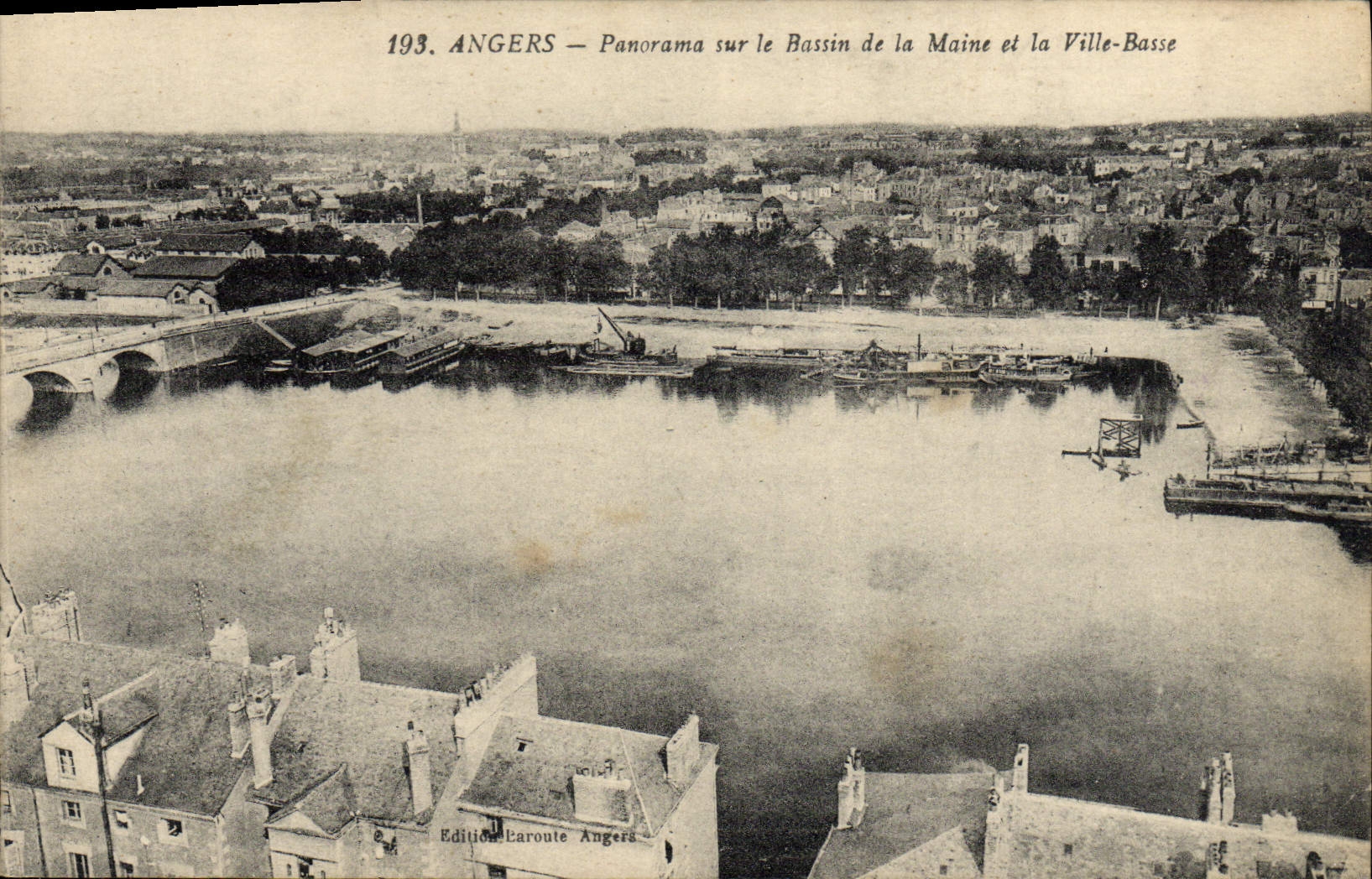 CPA Angers Panorama Sur Le Rassin De La Maine Et La Ville Basse