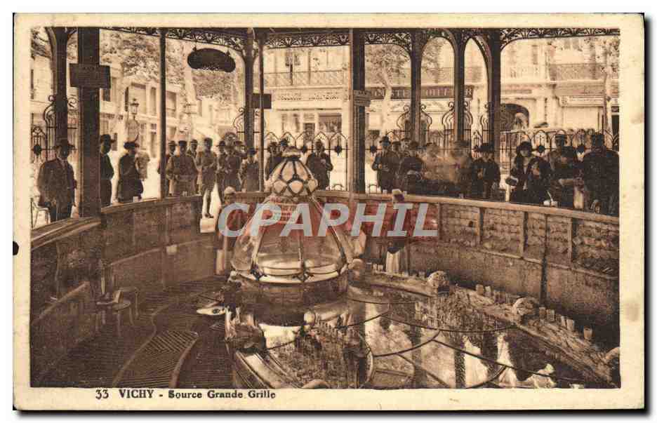 CPA Vichy Source Grande Grille
