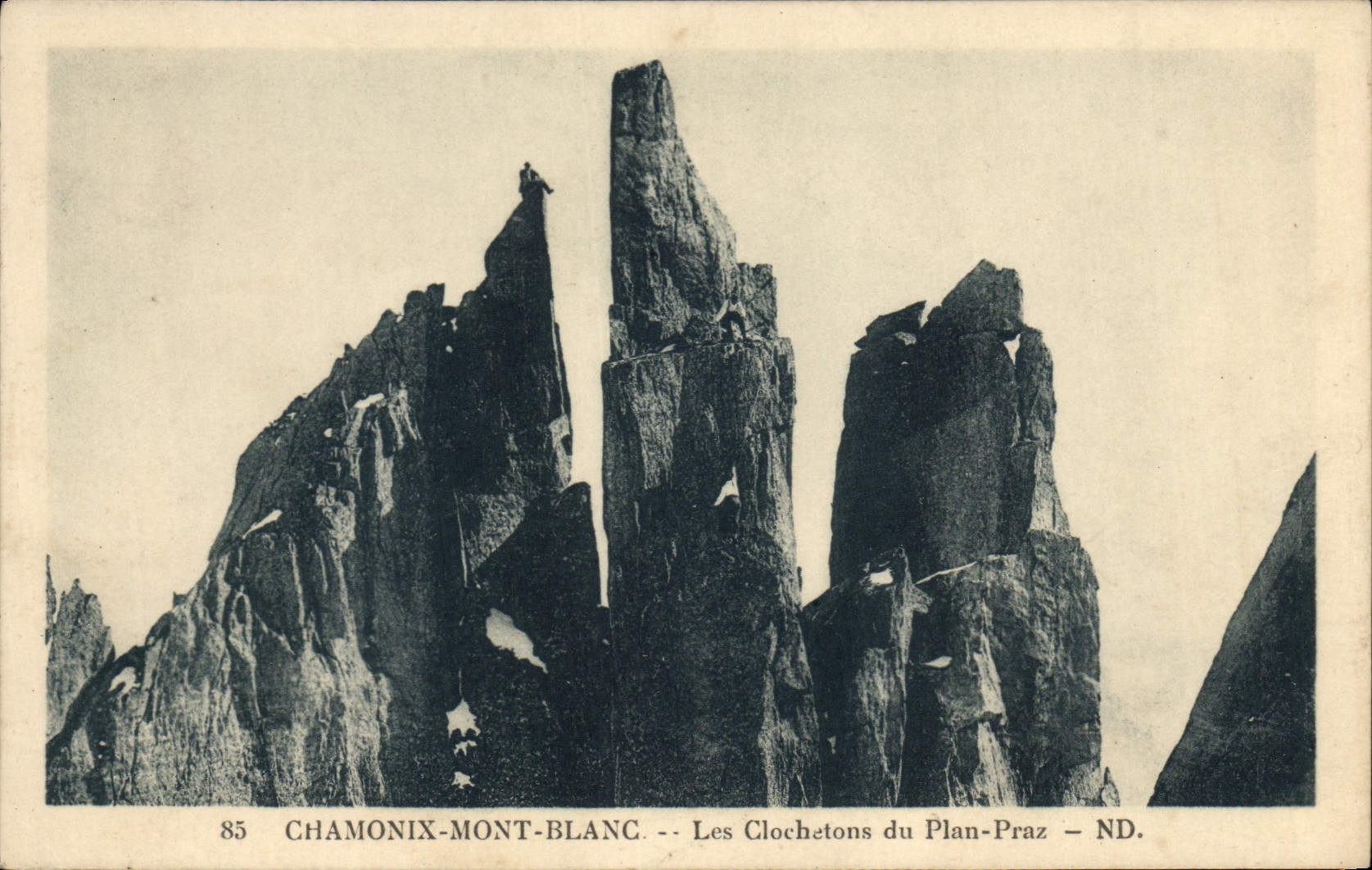 CPA Chamonix Mont Blanc Les Clochetons Du Plan Praz