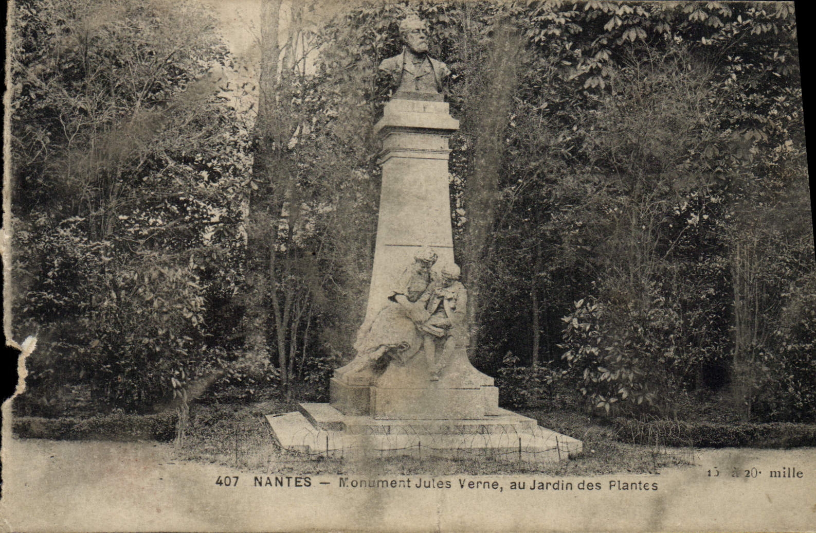 CPA Nantes Monument Jules Verne Au Jardin Des Plantes