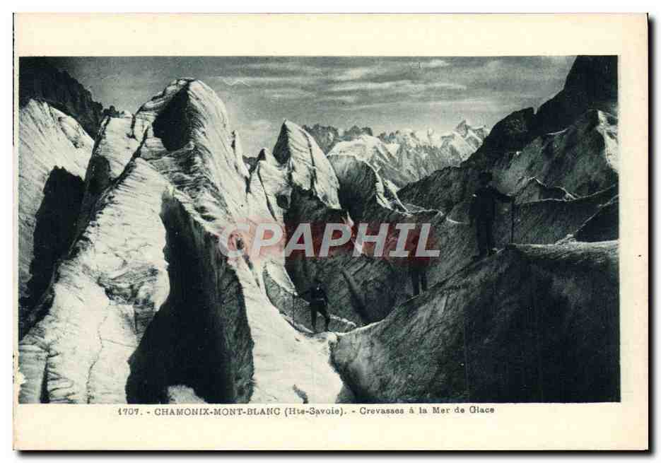 CPA Chamonix Mont Blanc Crevasses A La Mer De glace