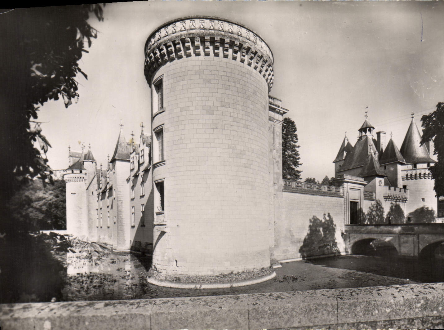 CPM Dissay le Chateau Facades Ouest et Sud