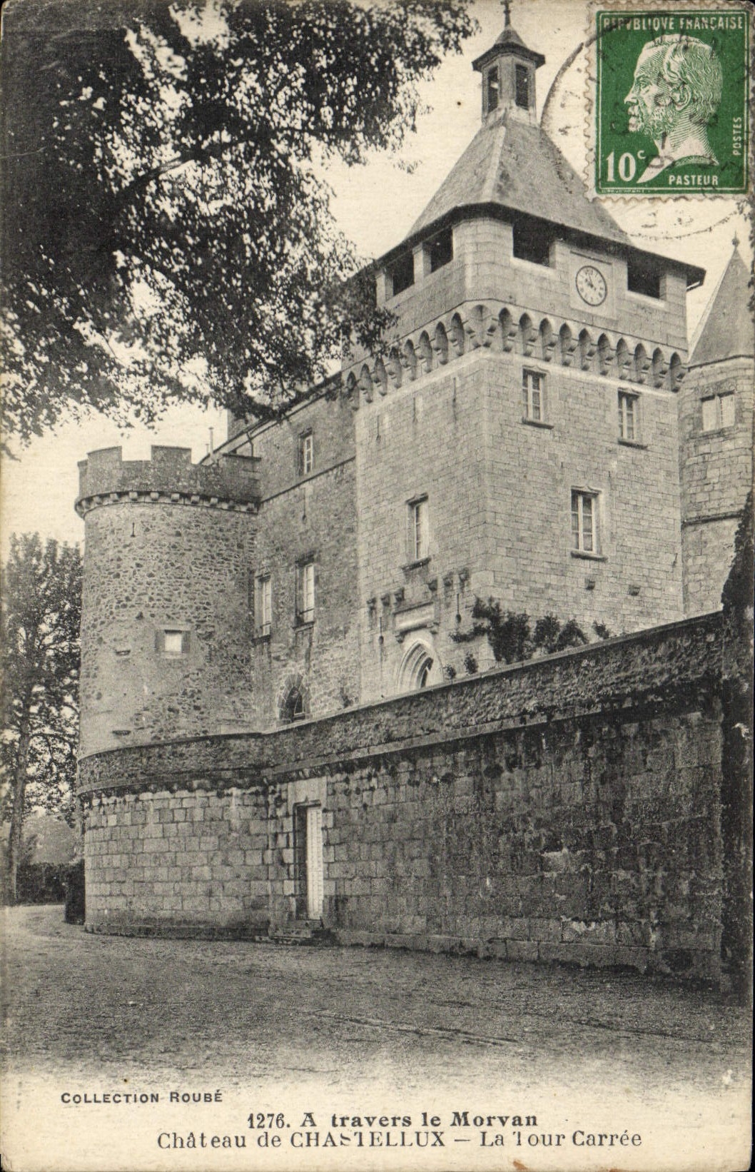 Schloss Chastellux — La Tour Carrée — Sammlung Roubé