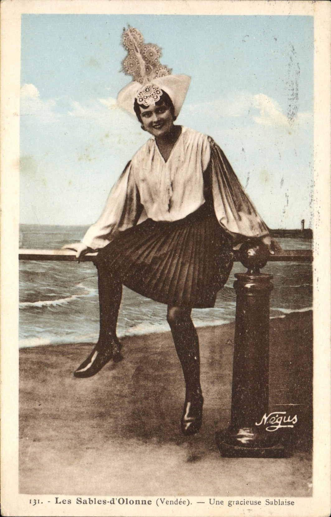 Les Sables-d'Olonne (Vendée) — Une gracieuise Sablaise — Négus, n°131