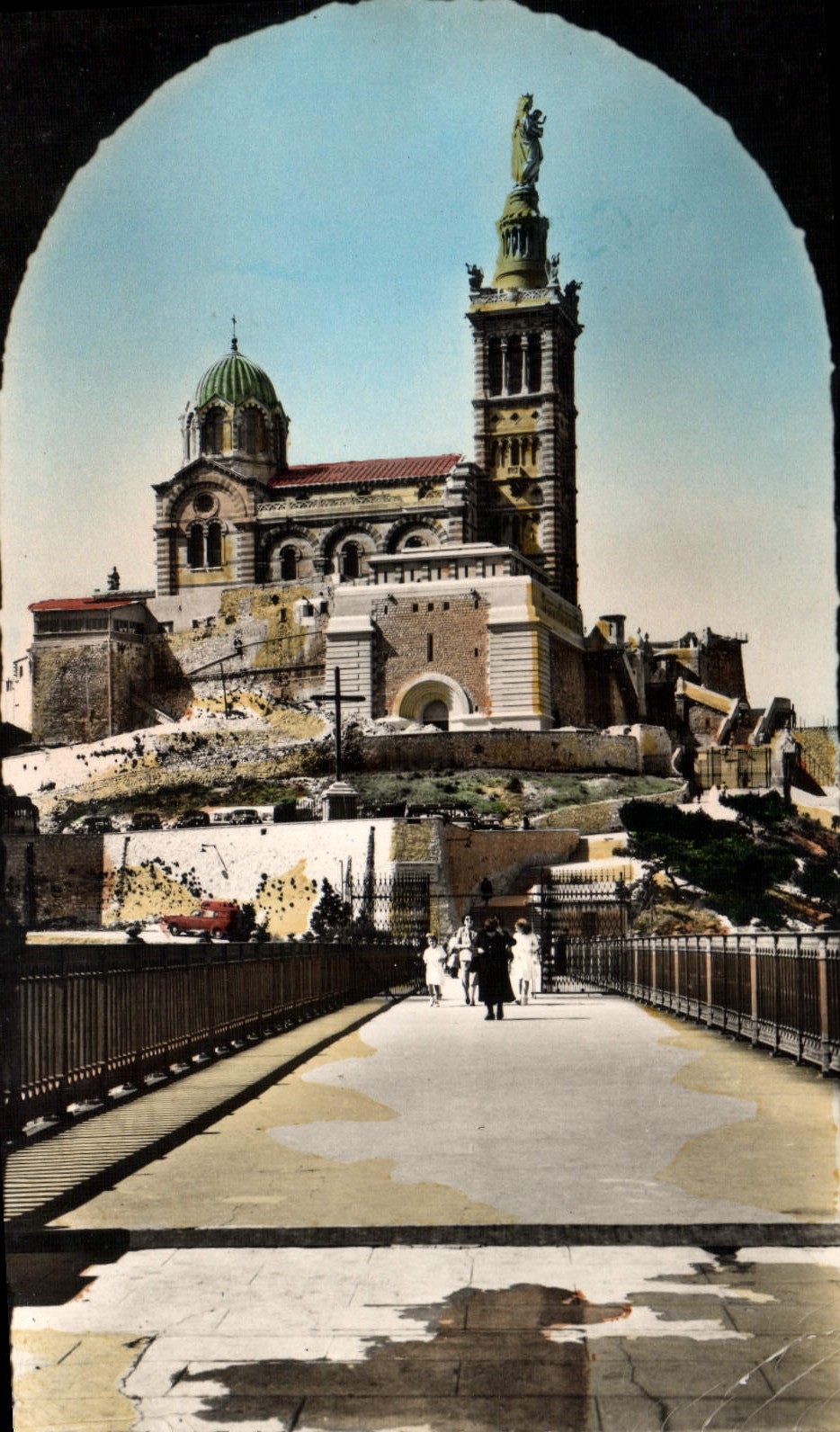 CPM Marseille Basilique Notre Dame de la Garde