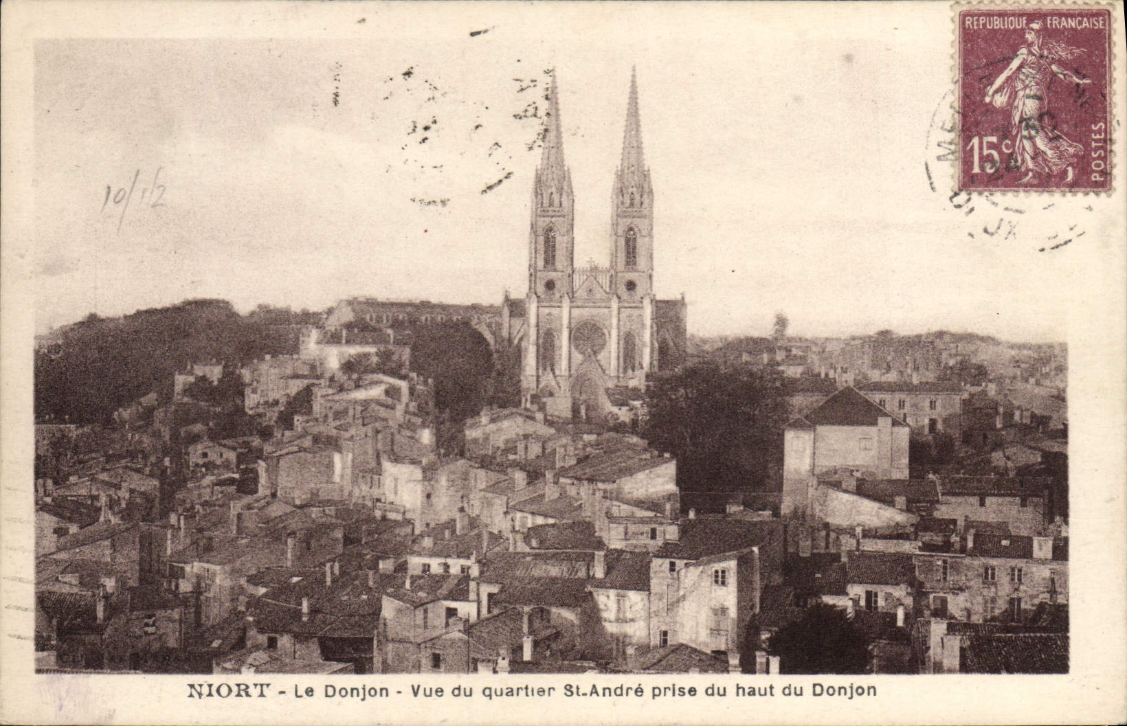 CPA Dijon Niort Vue du Quartier St Andre prise du haut du donjon 