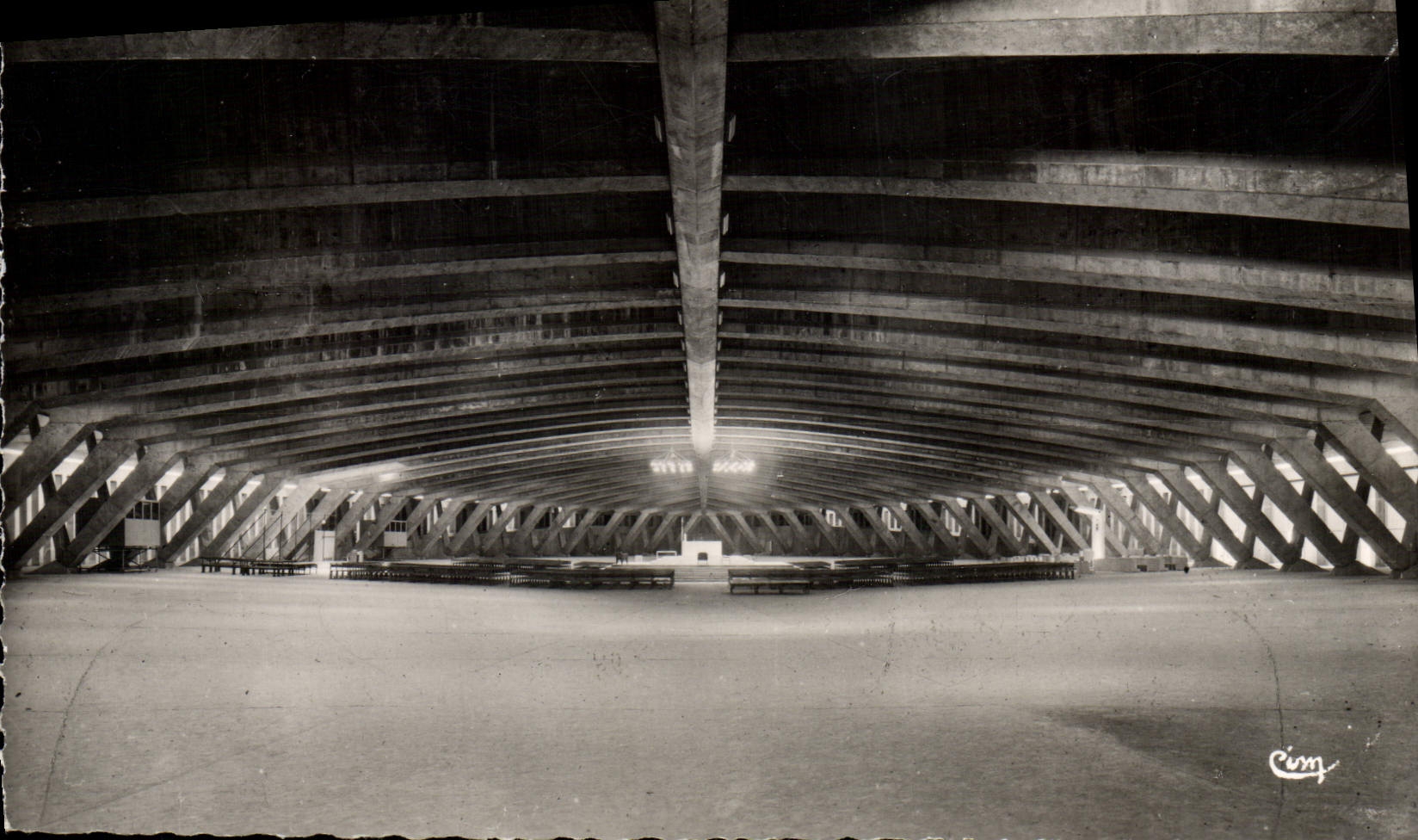 CPM Lourdes Interieur de L'Eglise Saint Pie X Eglise souterraine