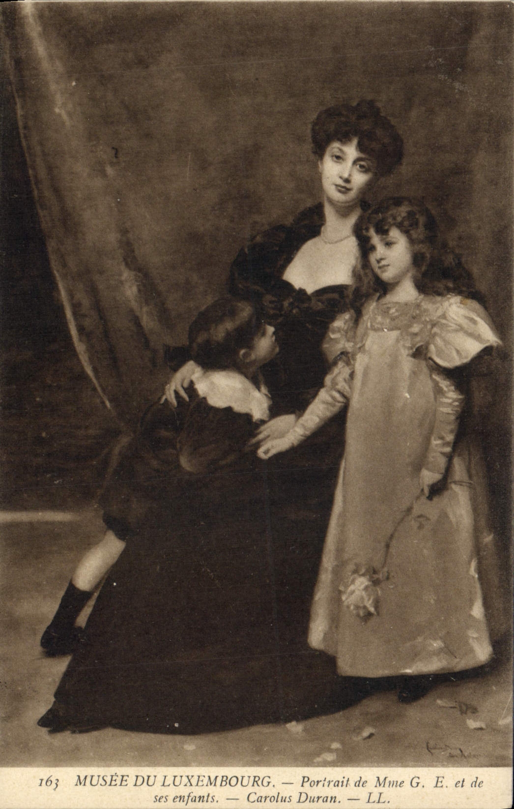 Musée du Luxembourg — Portrait de Mme G. E. et de ses enfants — Carolus Duran — n° 163