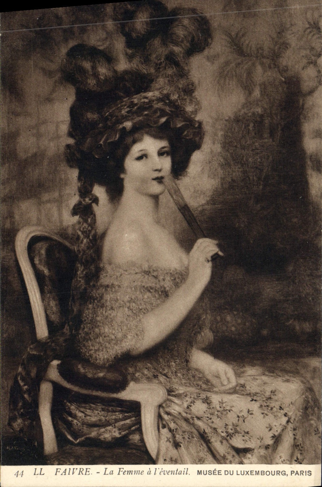 CPA Faivre La femme a L'eventail Musee du Luxembourg Paris 