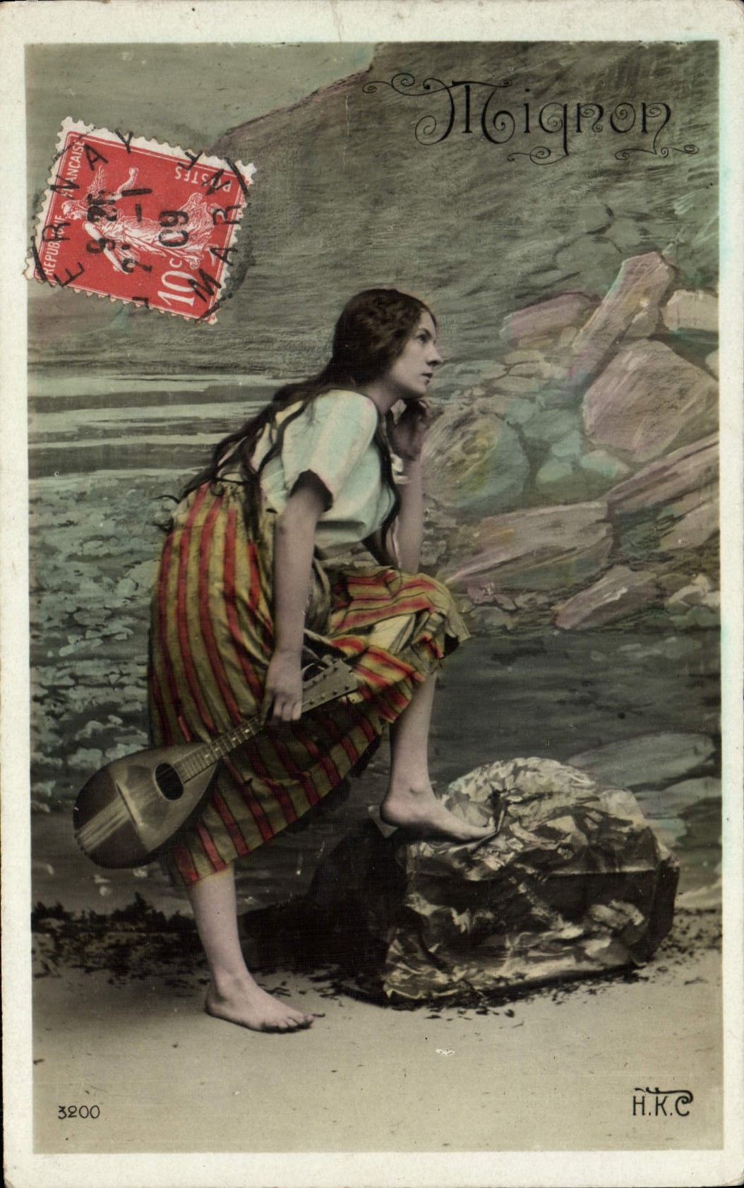 CPA Fantaisie Femme Mignon
