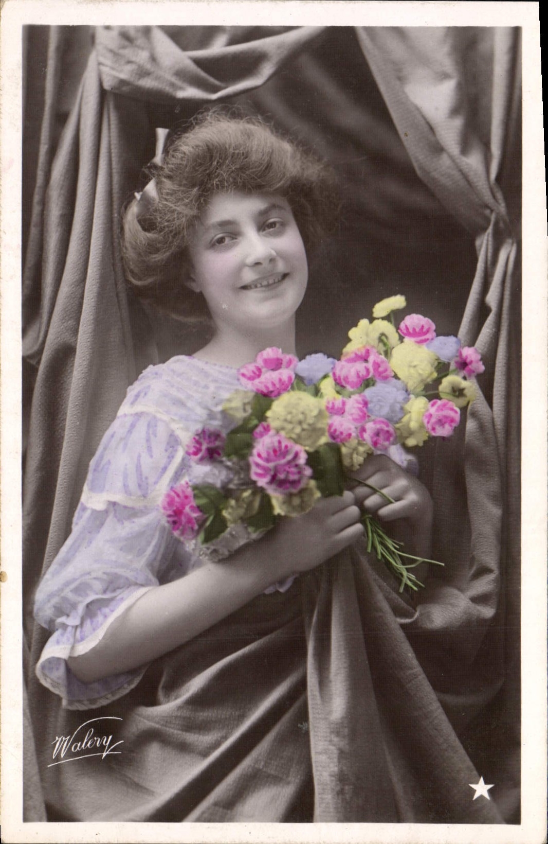 CPA Fantaisie Femme 