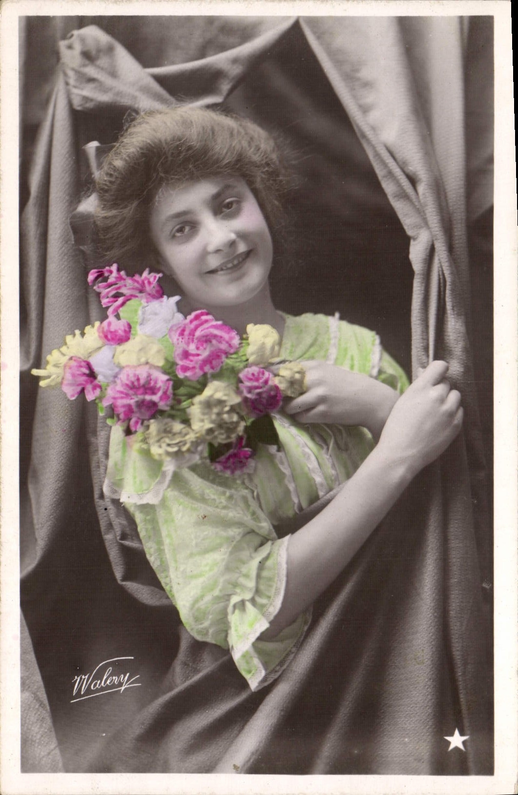 CPA Fantaisie Femme 