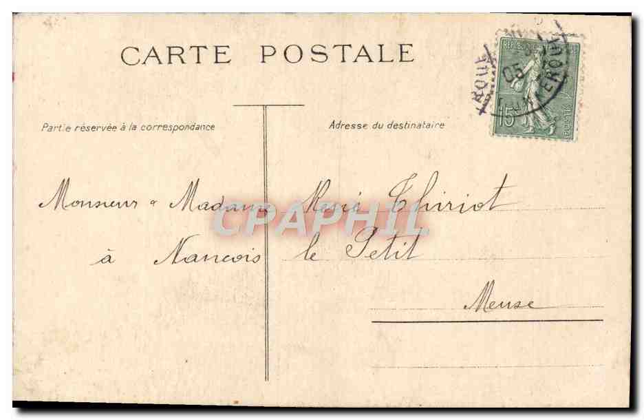 Amoureux — Monsieur s'efforce de démontrer combien Madame a tort de lui tenir ainsi rigueur; Madame détourne la tête et essaye d'échapper à l'affectueuse étreinte de son époux — B. SIRVEN, IMP. ÉDIT TOULOUSE PARIS — Reverso