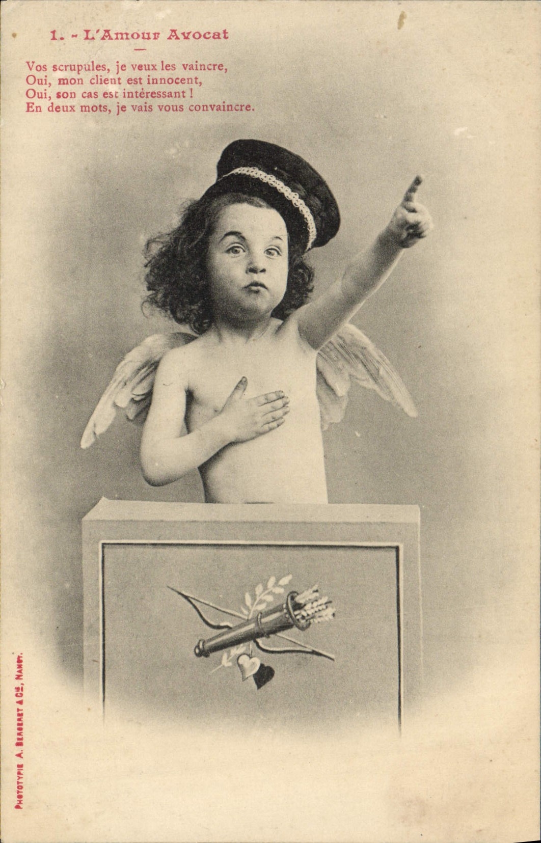 CPA Fantaisie Enfant L'amour avocat Ange