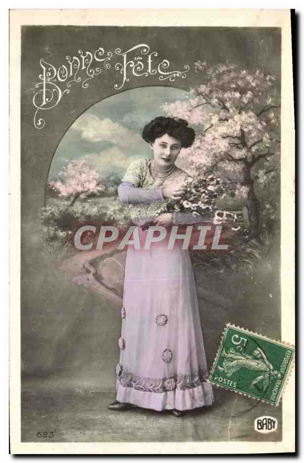 Femme en robe lilas tenant un bouquet — Bonne Fête — éditeur Baby, n° 623