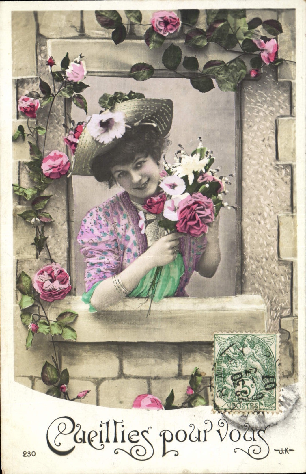 Femme au balcon — roses et bouquet — J.K. n°230