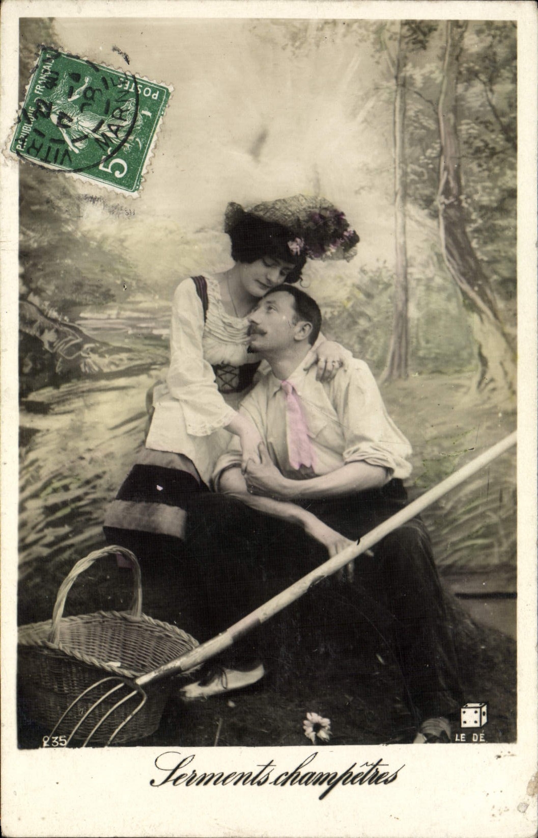 Serments champêtres — scène de couple en forêt — LE DE n°235