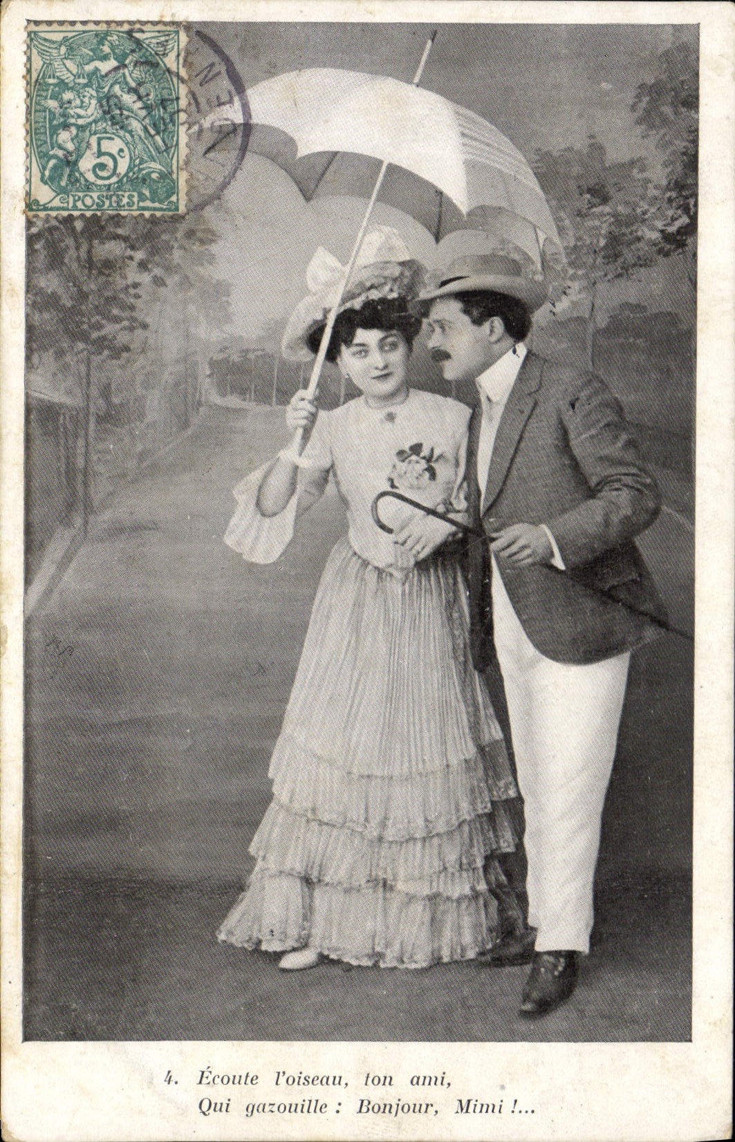 CPA Fantaisie Femme Ombrelle