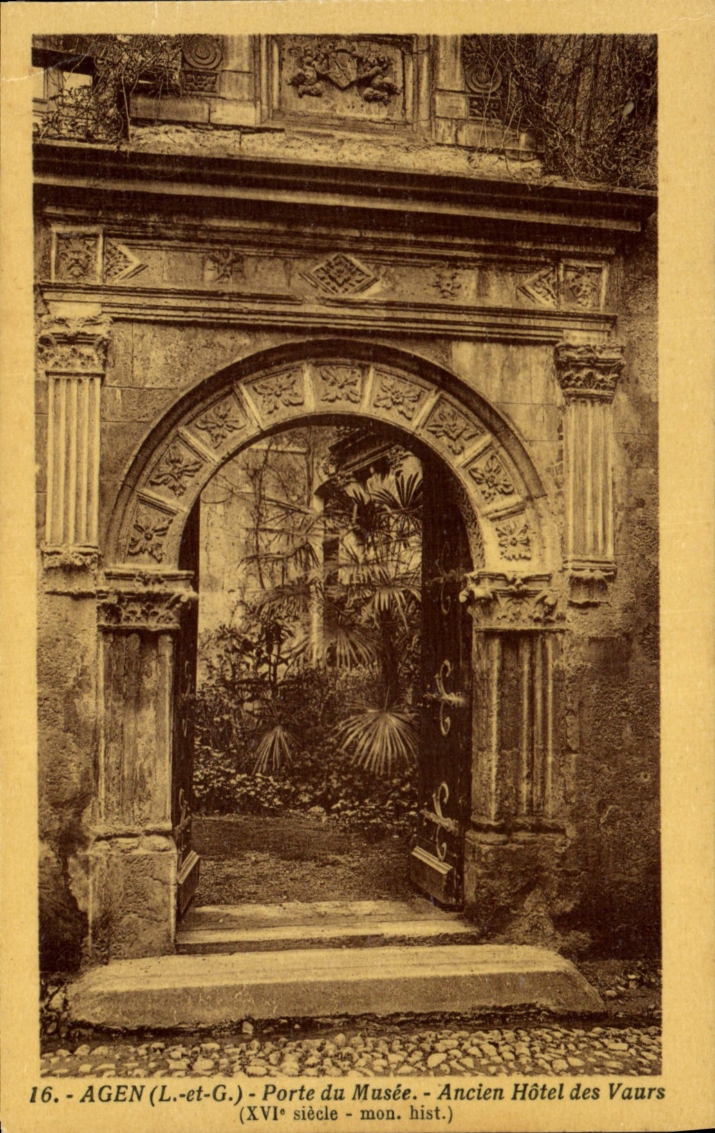 Agen (L.-et-G.) - Tor des Museums - Ehemaliges Hotel des Vaurrs (16. Jahrhundert - historisches Denkmal)