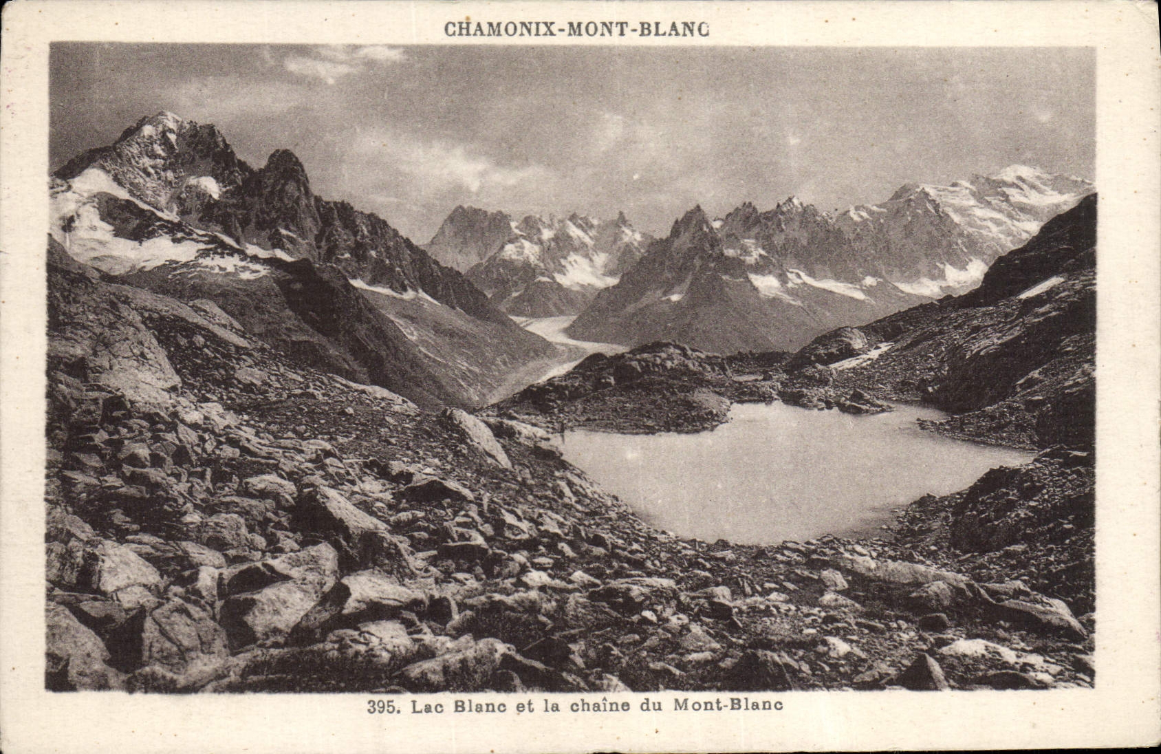 CPA Chamonix Mont Blanc Lac Blanc et la chaine du Mont Blanc 
