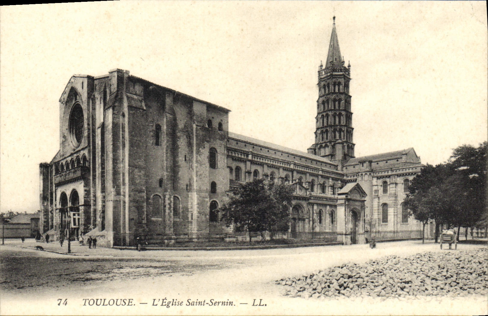 Toulouse — L'Église Saint-Sernin — LL. — n°74