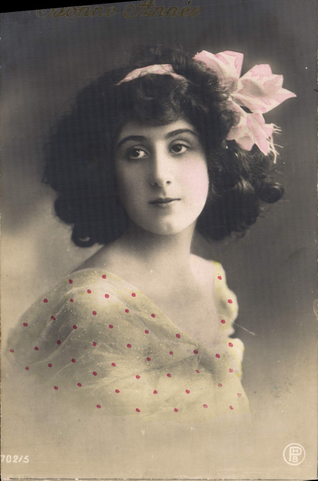 Giovane donna — ritratto — editore Rononne Anno, n° 702/5