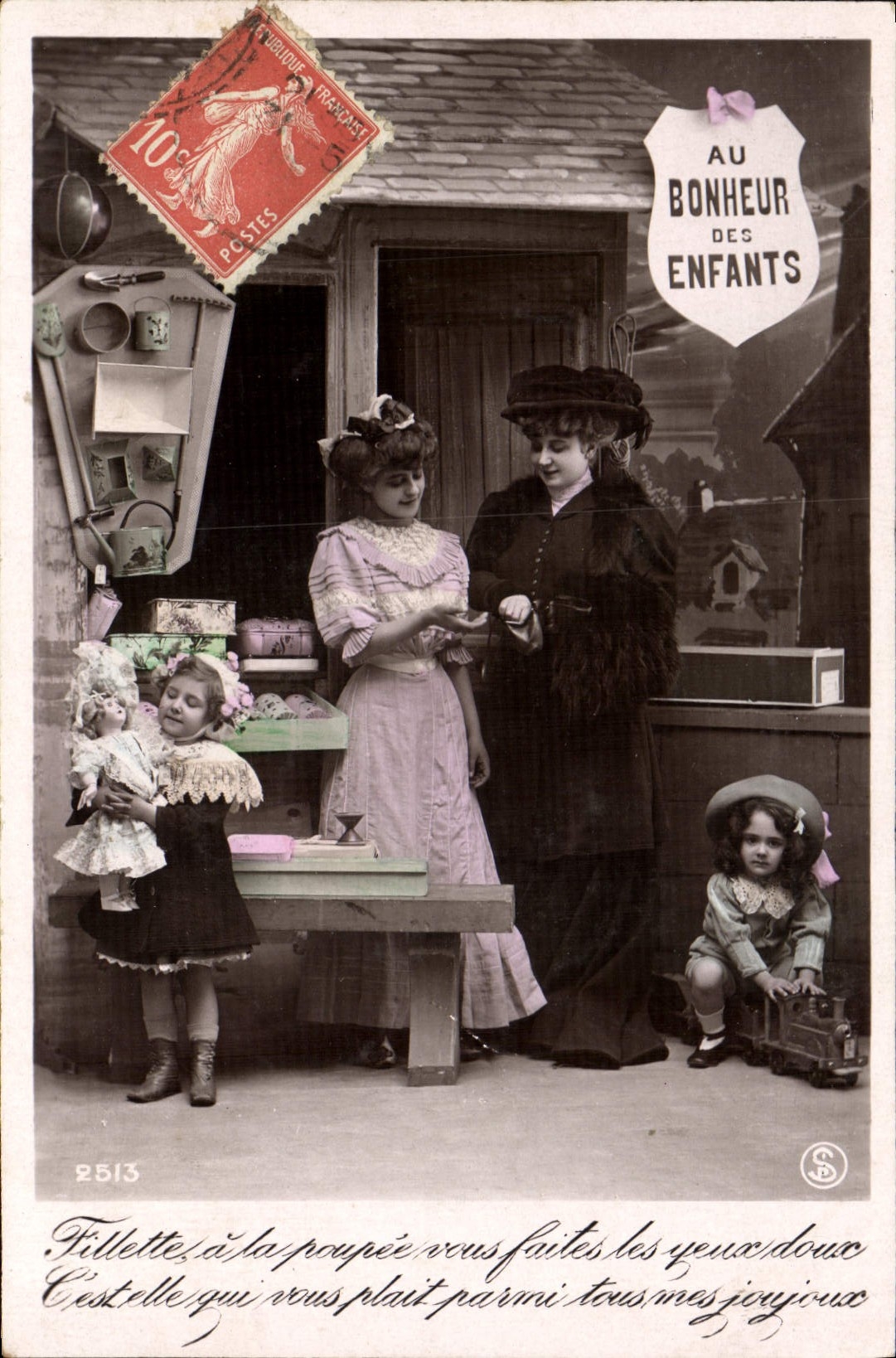 CPA Fantaisie Femme Au bonheur des enfants Poupee