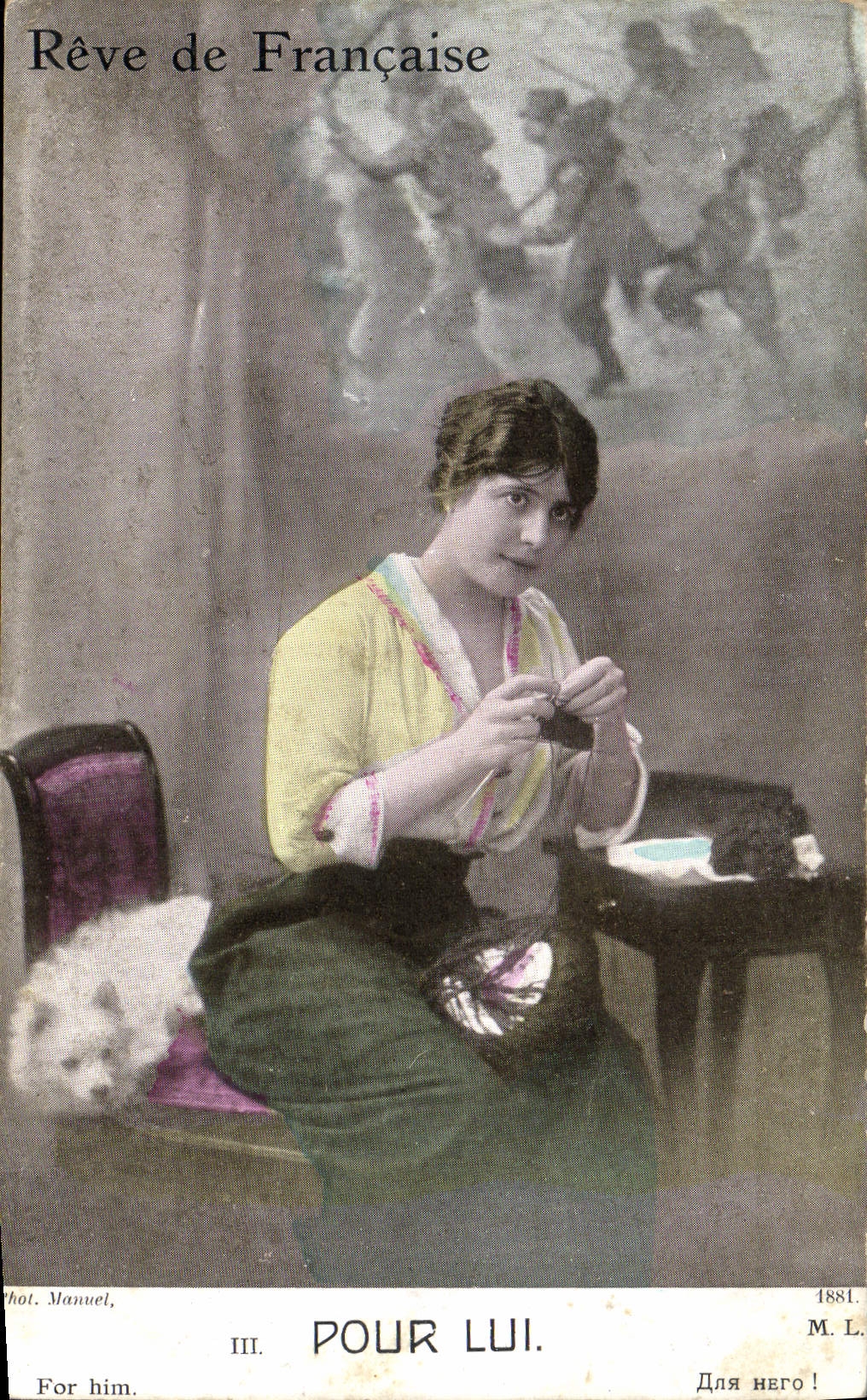 Rêve de Française — Série III — Phot. Manuel