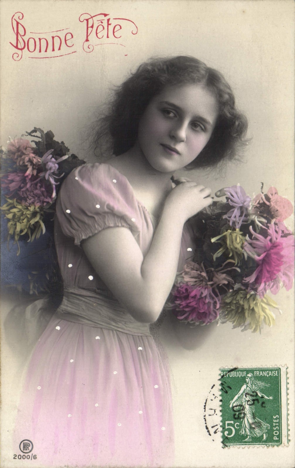 Jeune fille avec bouquet — Bonne Fête — R. 2000/6