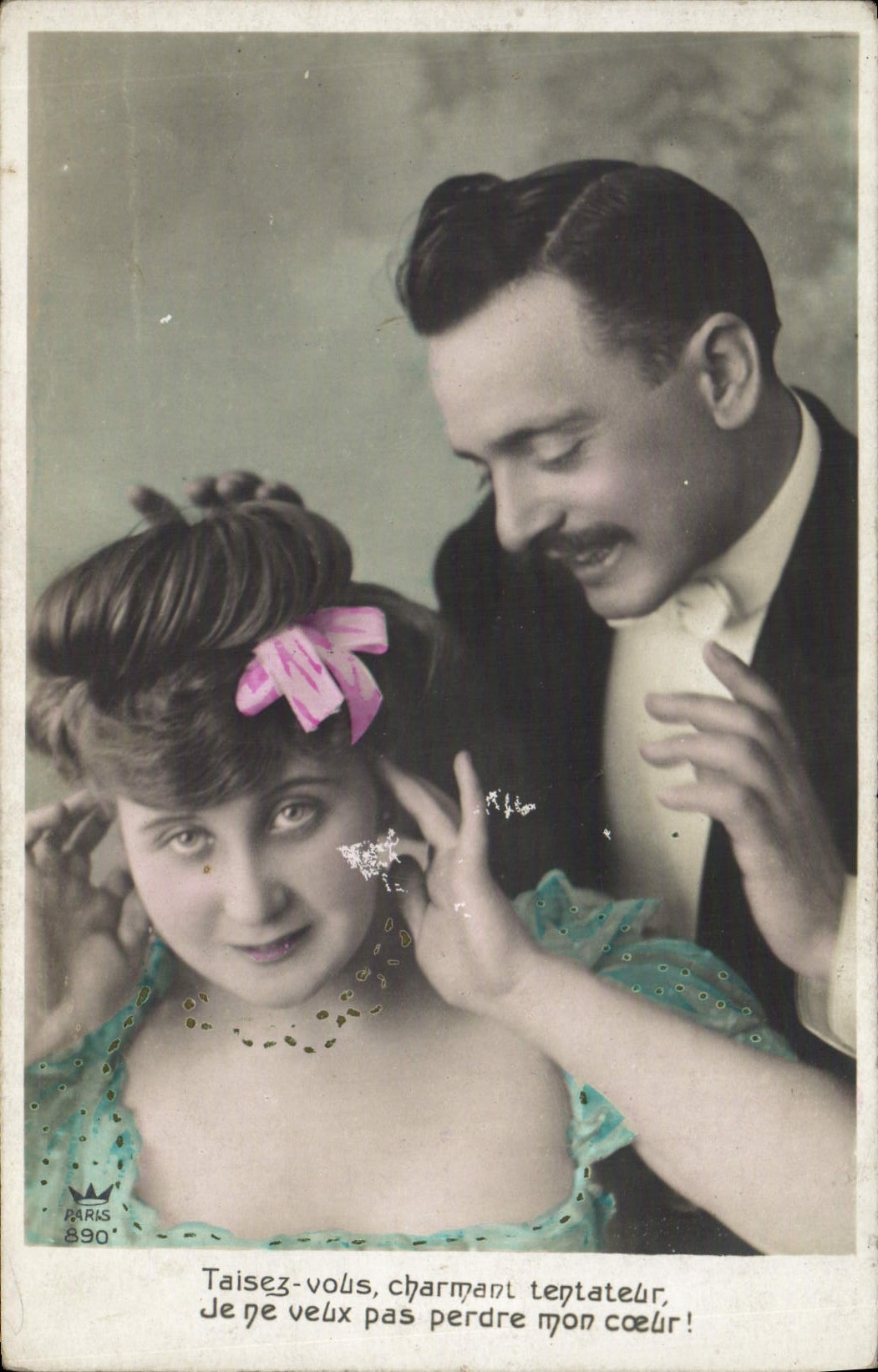 Couple amoureux — scène romantique — Paris 890