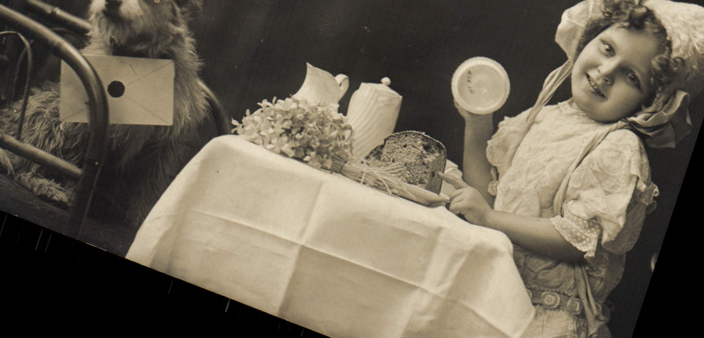 Femme et chien à table — scène de vie — éditeur Bromura