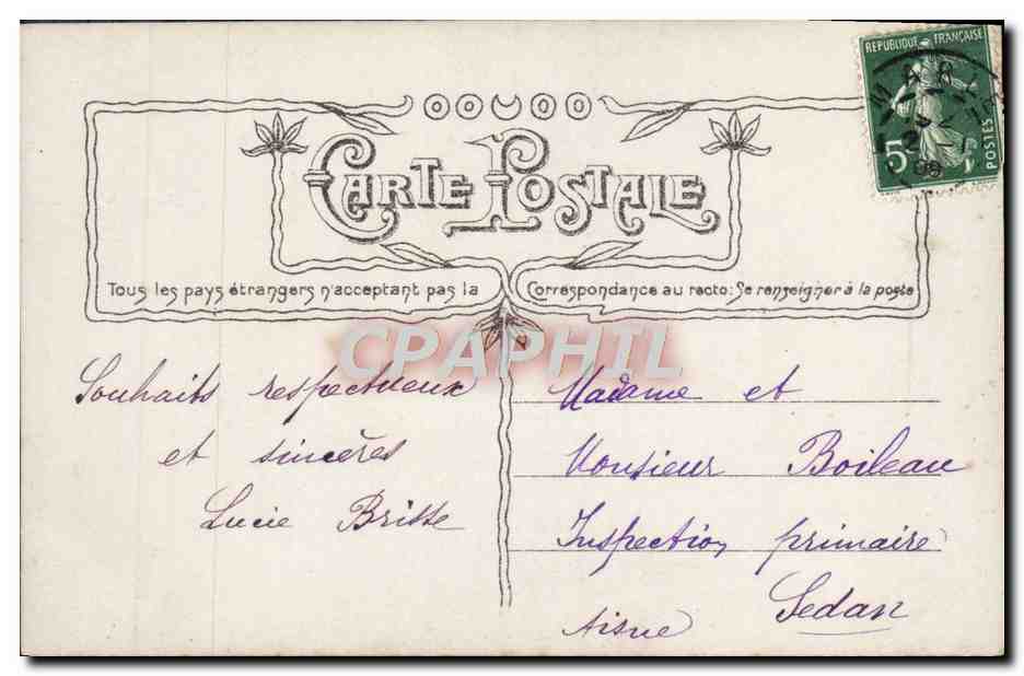 Jeune femme tenant un bouquet — Bonne Année — Éditeur Chougasse n°3560 — Reverso